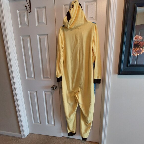 Universal Yellow and Blue Minion Onesie - Picture 5 of 6